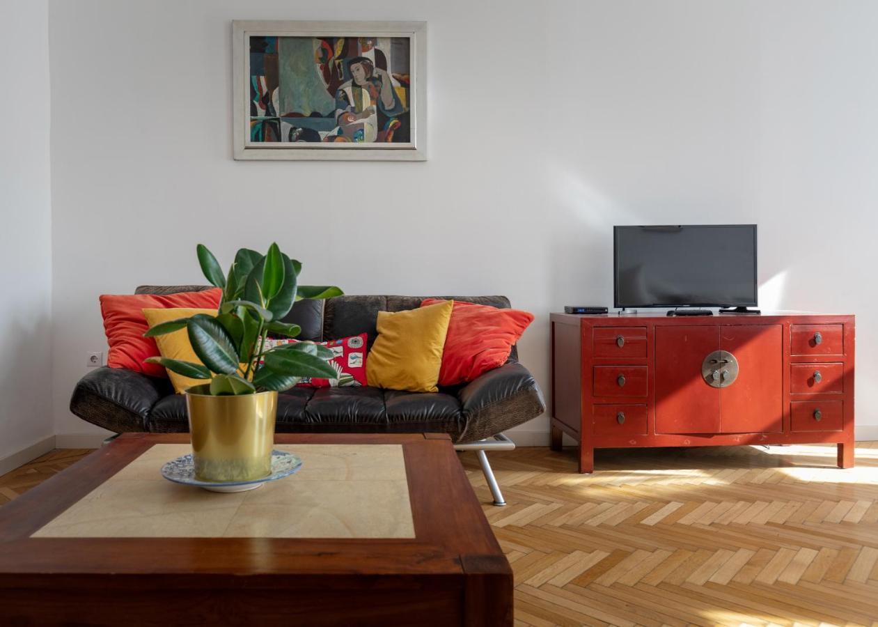 Bright & Spacious Loft With Basilica View Budapest Eksteriør billede