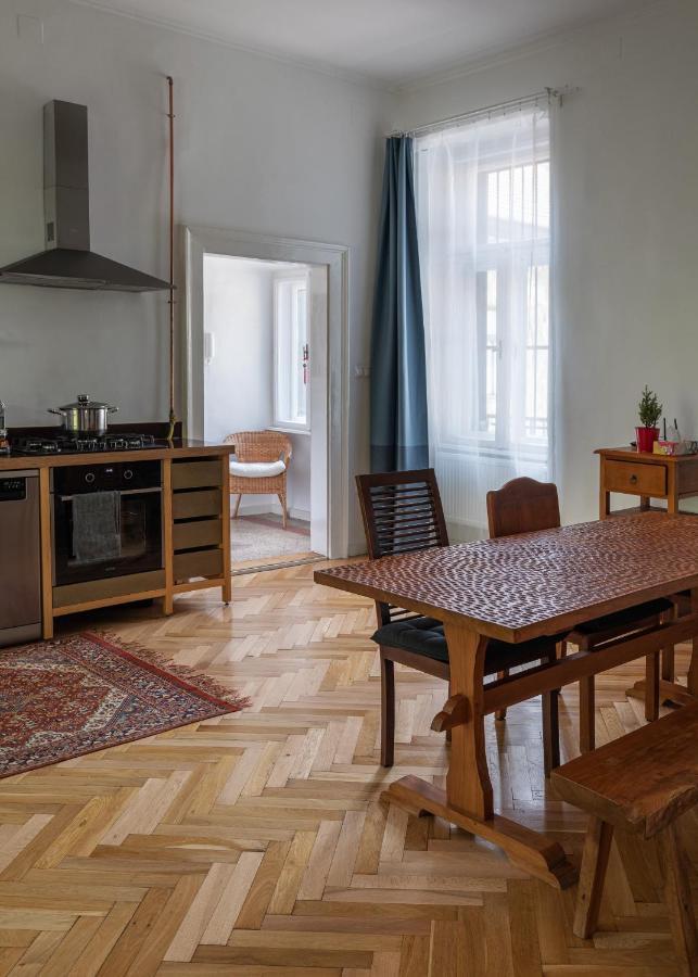 Bright & Spacious Loft With Basilica View Budapest Eksteriør billede