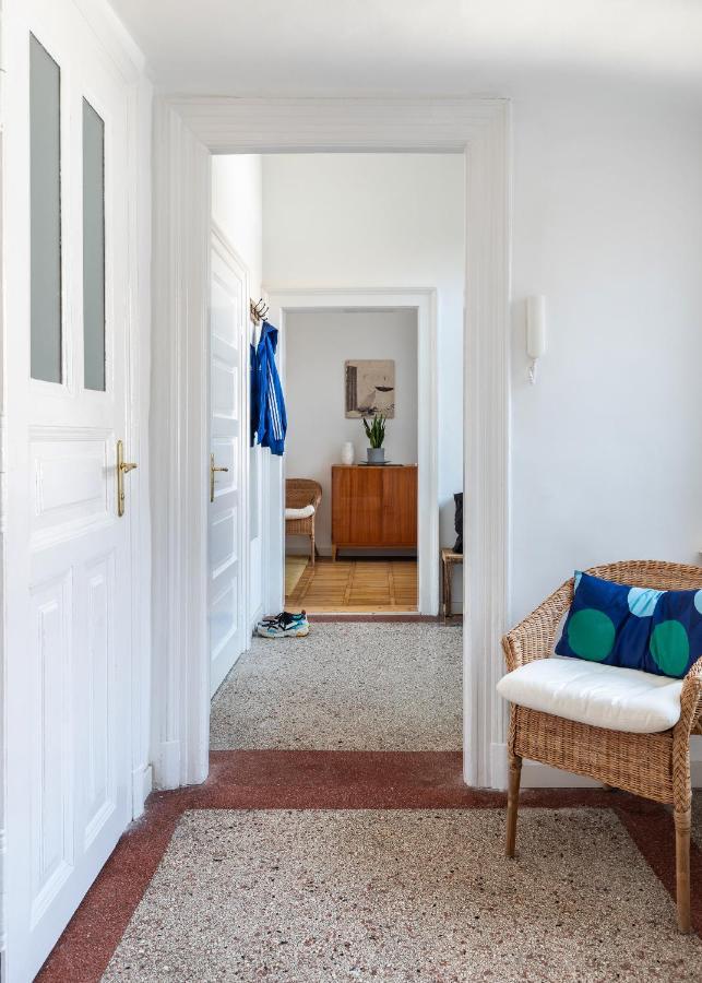 Bright & Spacious Loft With Basilica View Budapest Eksteriør billede