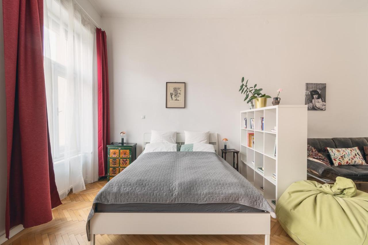 Bright & Spacious Loft With Basilica View Budapest Eksteriør billede