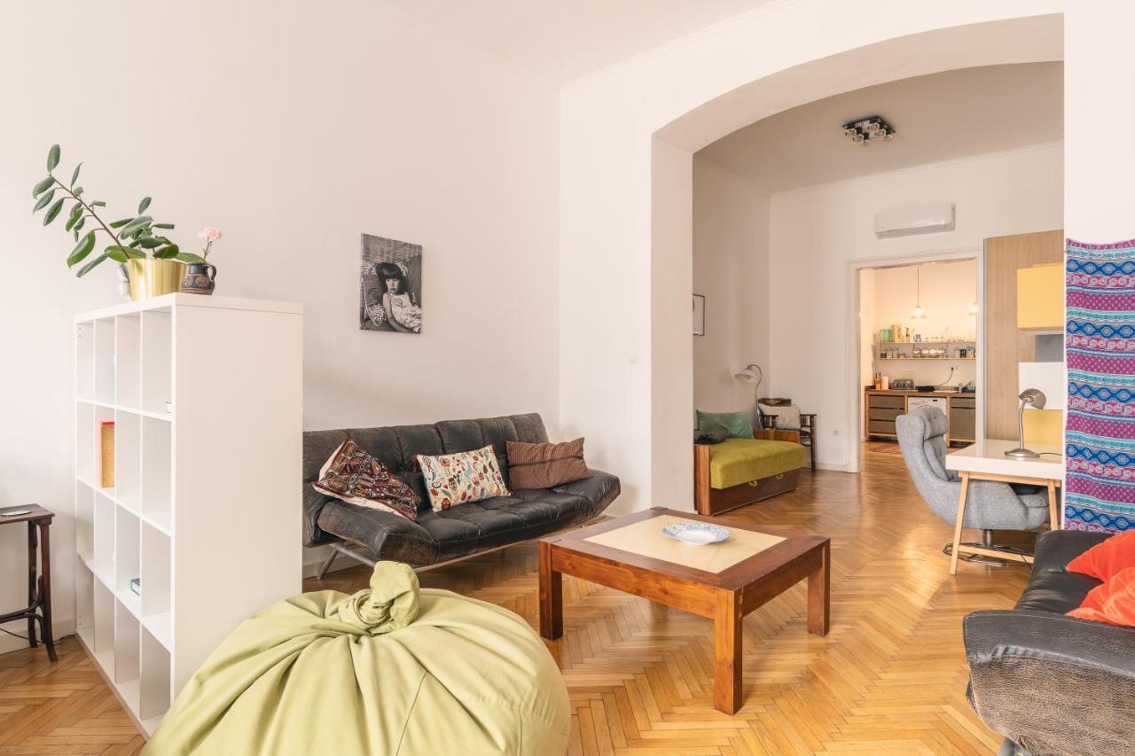 Bright & Spacious Loft With Basilica View Budapest Eksteriør billede