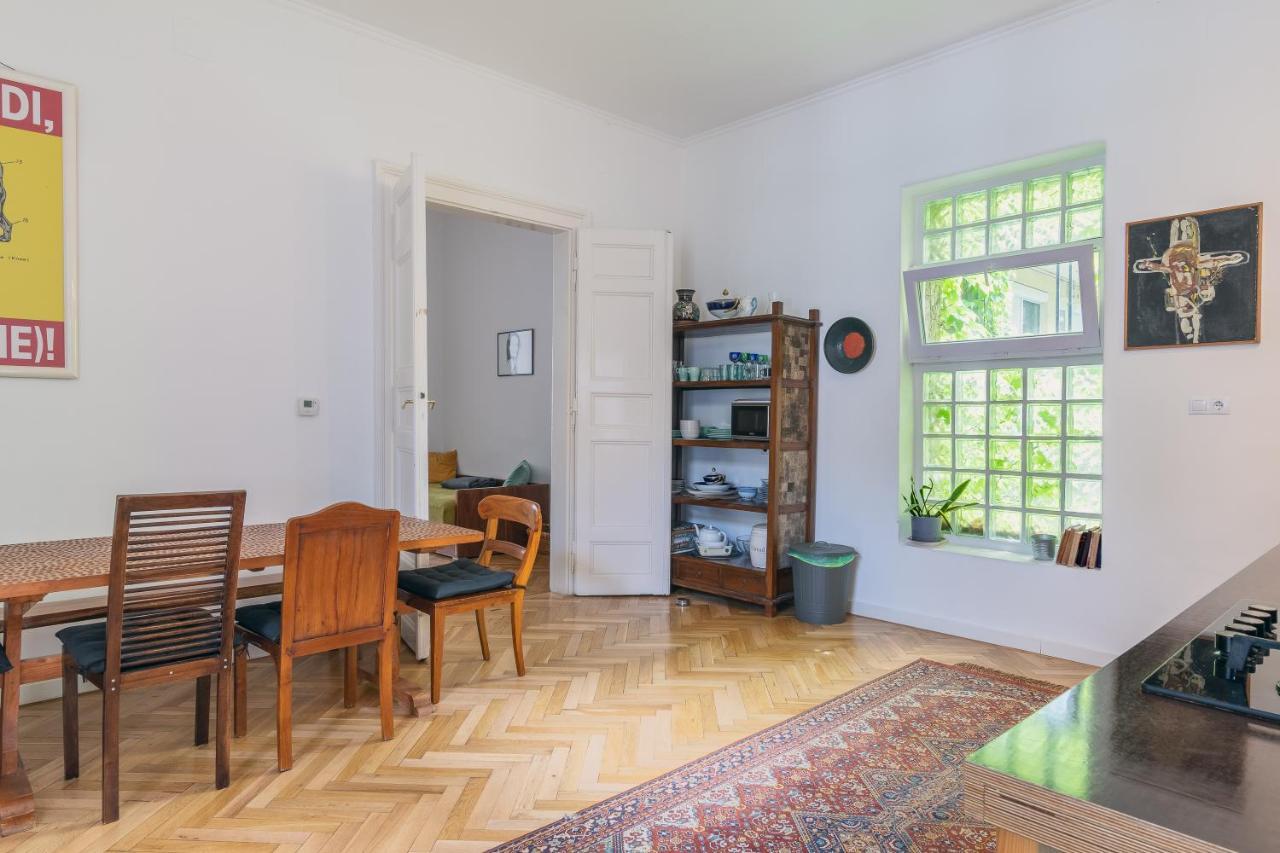 Bright & Spacious Loft With Basilica View Budapest Eksteriør billede