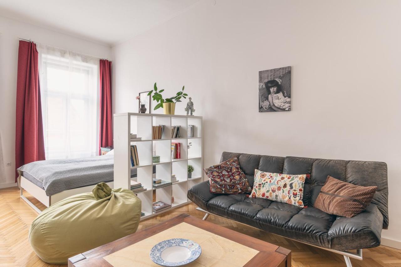 Bright & Spacious Loft With Basilica View Budapest Eksteriør billede